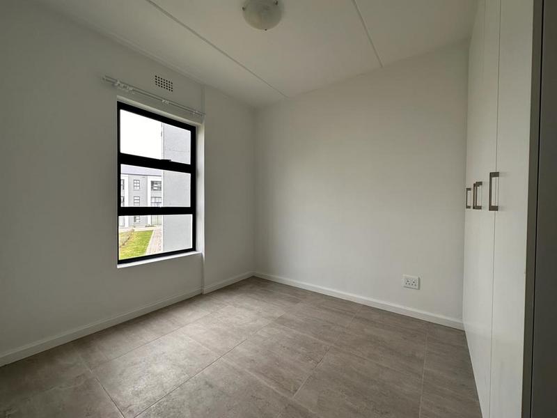 2 Bedroom Property for Sale in Aan de Wijnlanden Western Cape